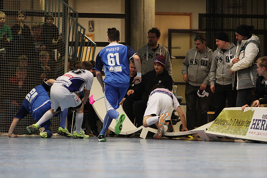 25.1.2013 - (Karhut-SalBa)
