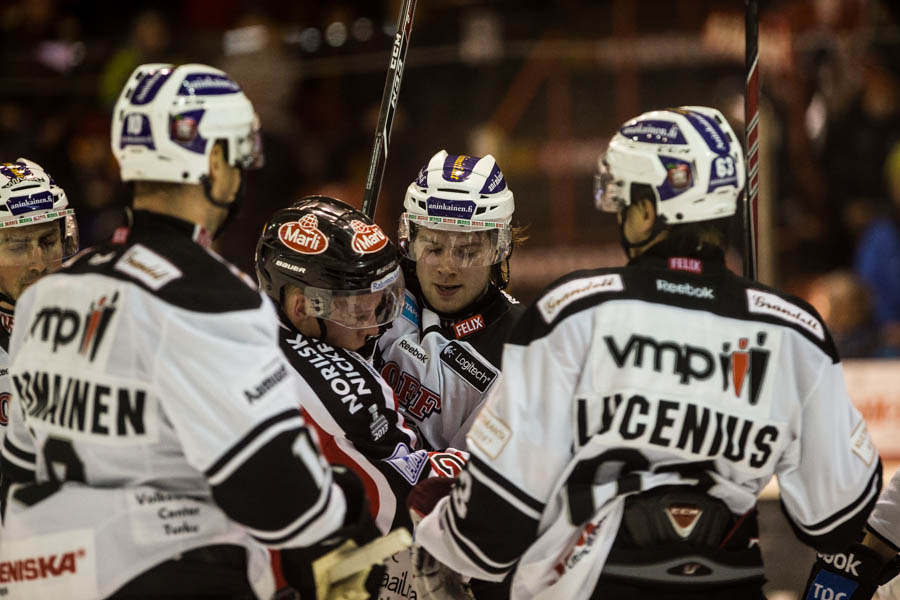 27.12.2013 - (Ässät-TPS)