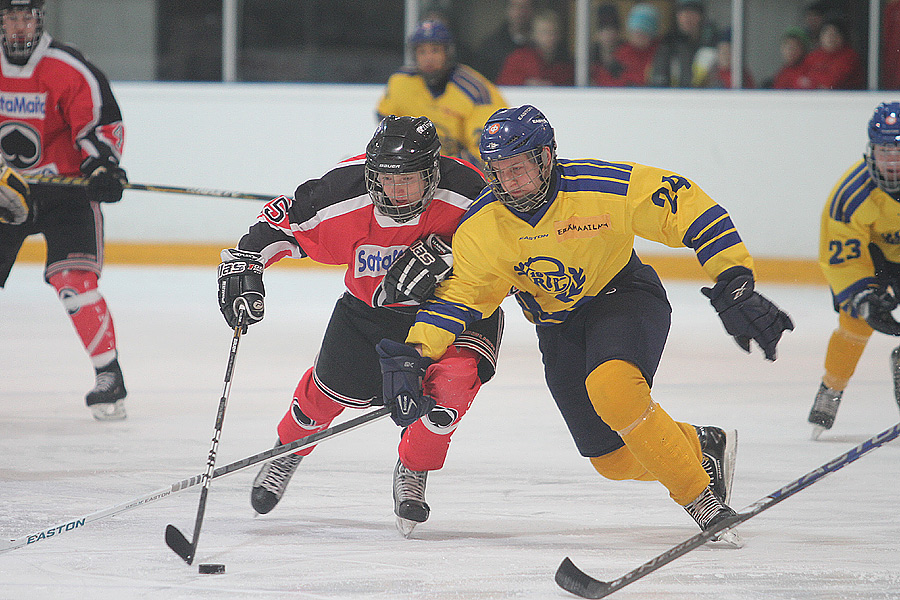 11.3.2013 - (Ässät B-Lukko B)