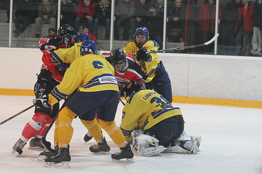 11.3.2013 - (Ässät B-Lukko B)