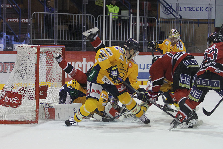 10.10.2014 - (Ässät-Lukko)