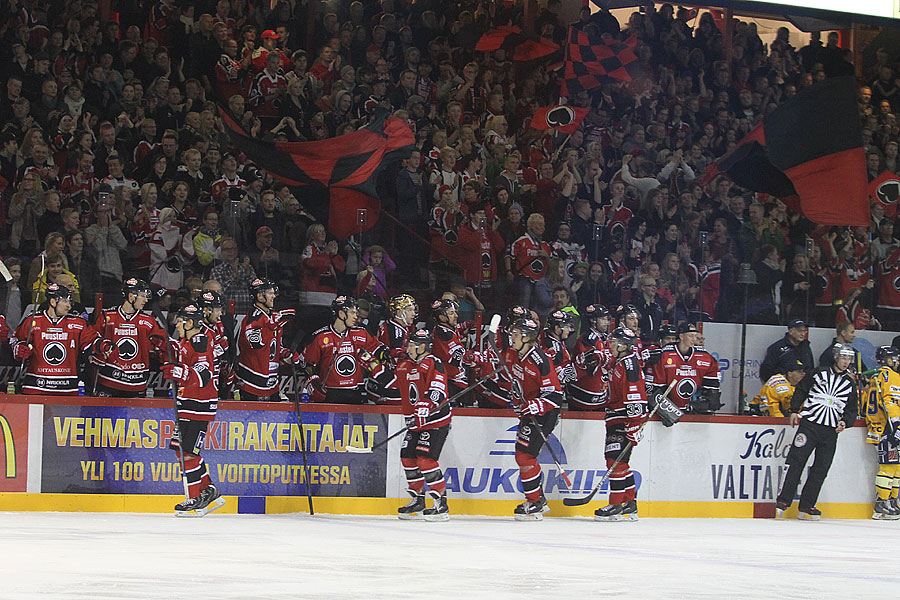 10.10.2014 - (Ässät-Lukko)