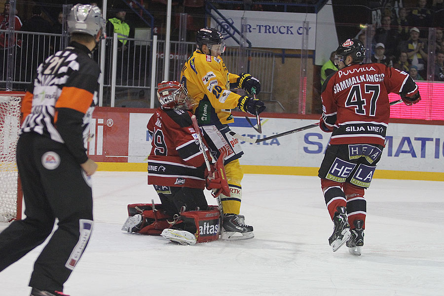 10.10.2014 - (Ässät-Lukko)