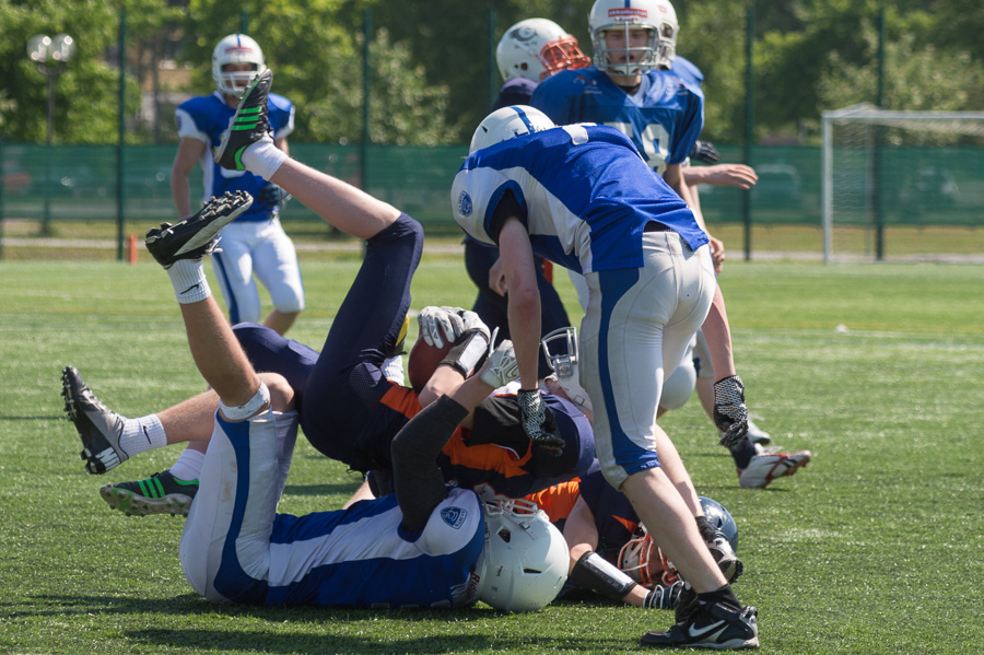 8.6.2014 - (U19 7vs7 Bears-Saints)