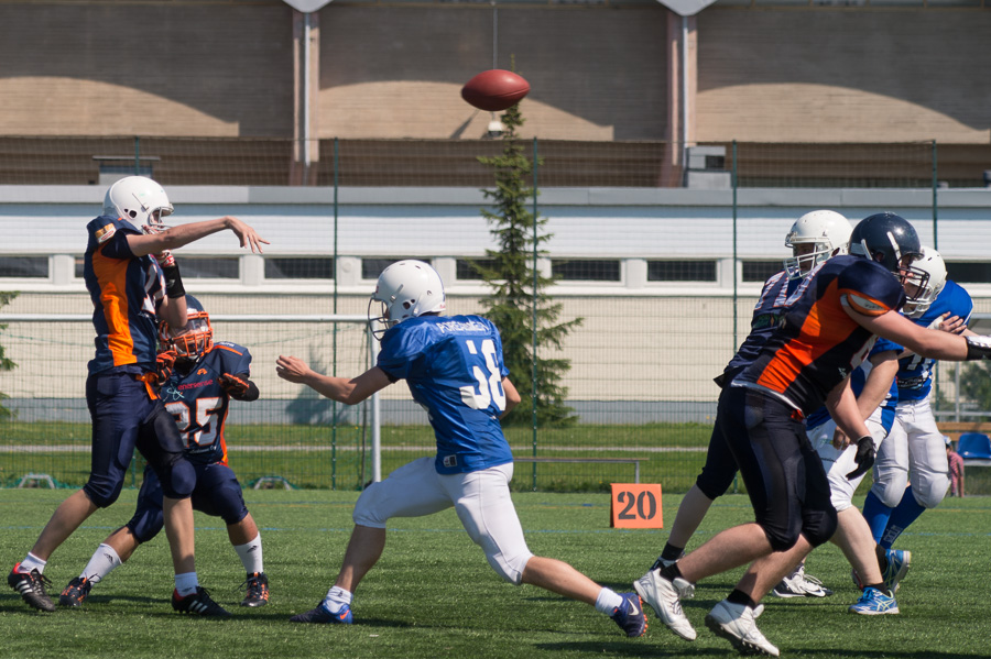 8.6.2014 - (U19 7vs7 Bears-Saints)