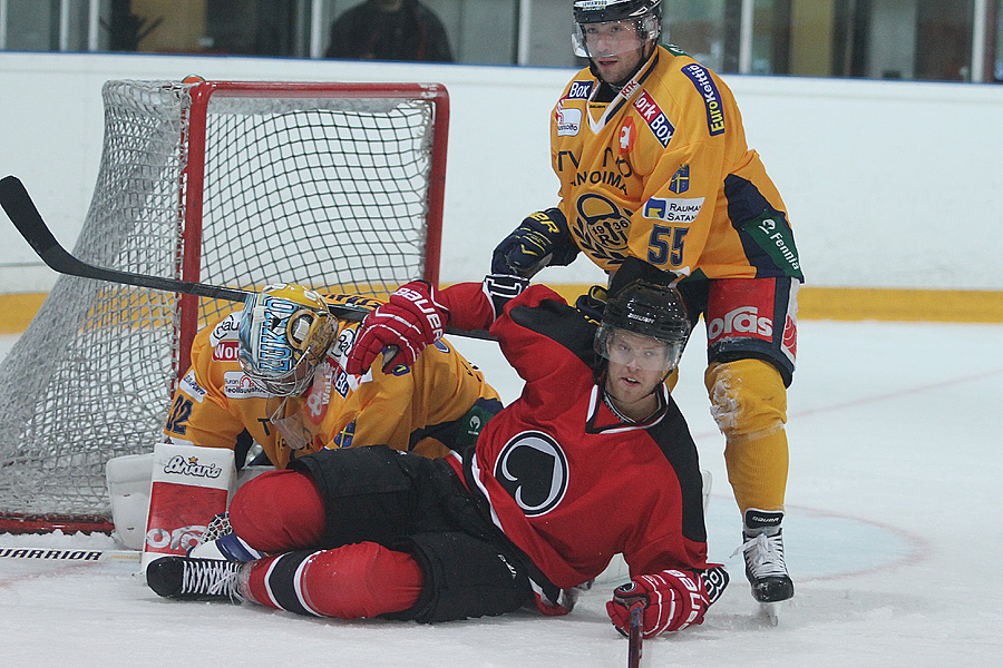 15.8.2014 - (Ässät-Lukko)