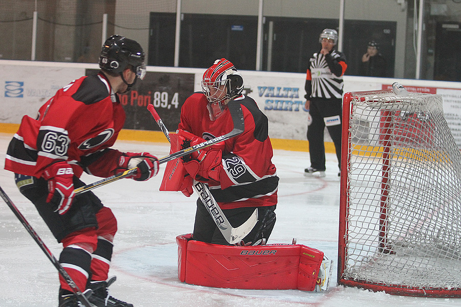 15.8.2014 - (Ässät-Lukko)