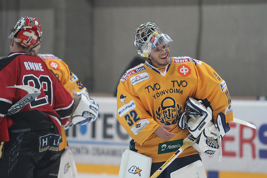 15.8.2014 - (Ässät-Lukko)