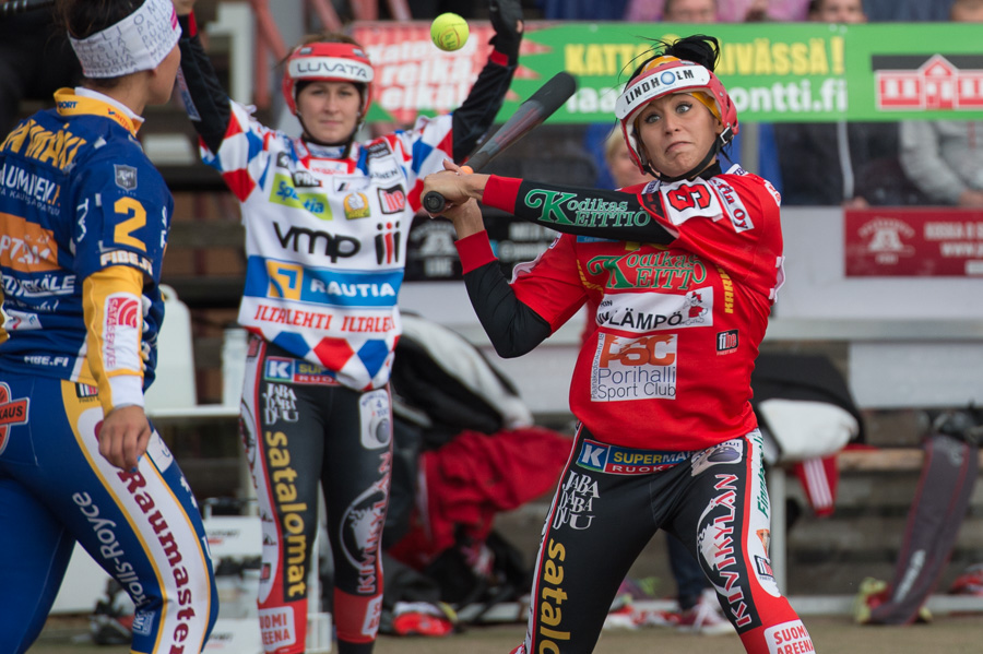 21.8.2014 - (Pesäkarhut N-Rauman Lukko N)