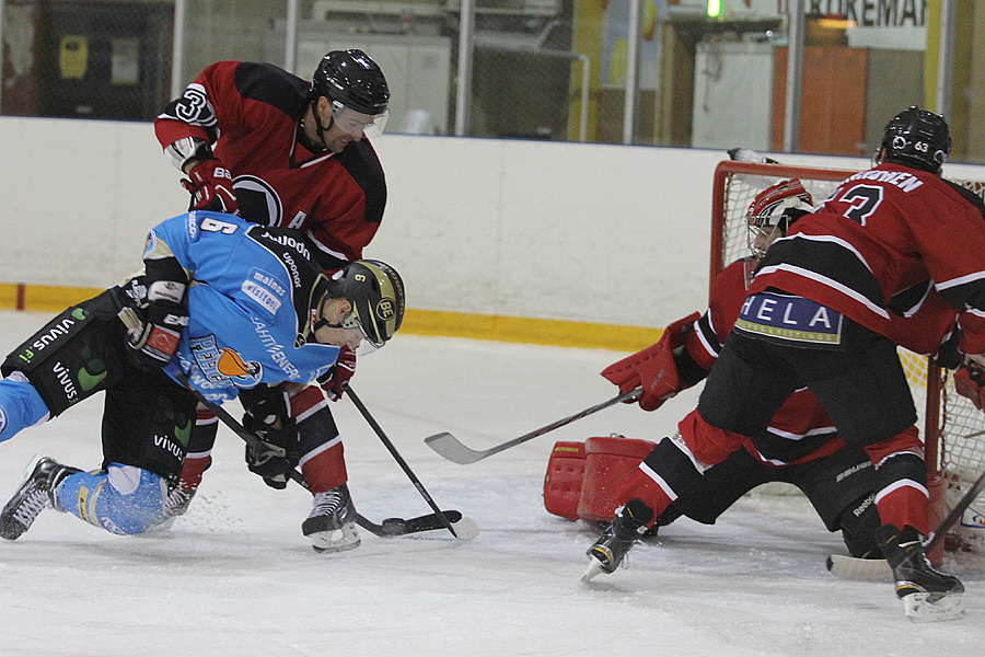 23.8.2014 - (Ässät-Pelicans)