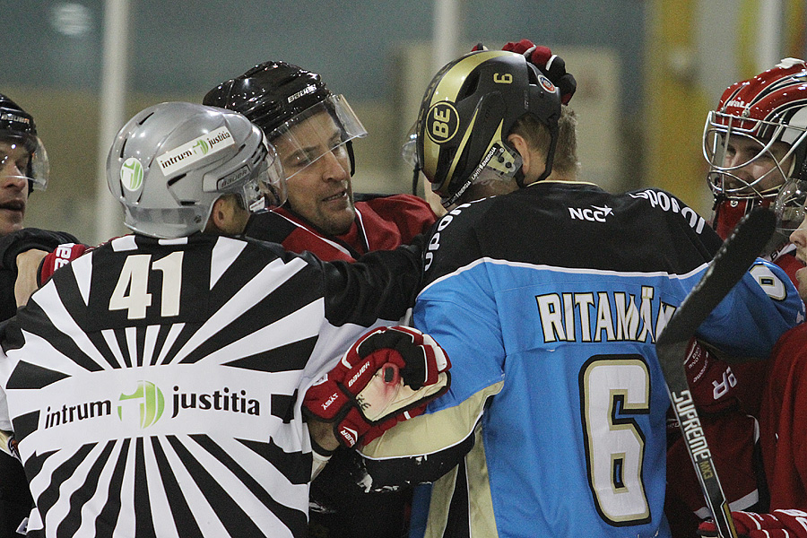 23.8.2014 - (Ässät-Pelicans)