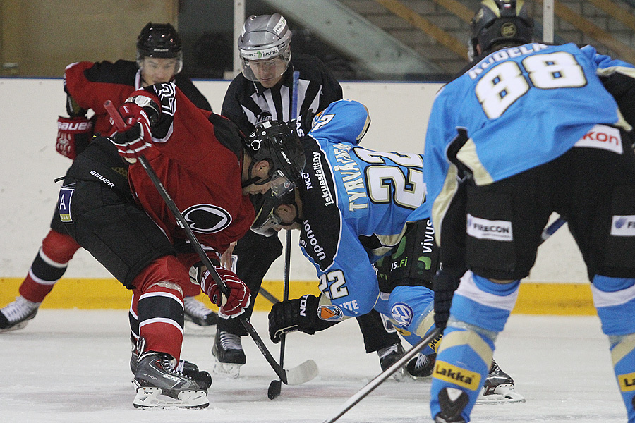 23.8.2014 - (Ässät-Pelicans)