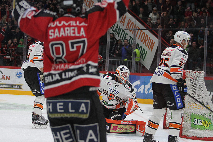 10.10.2015 - (Ässät-HPK)