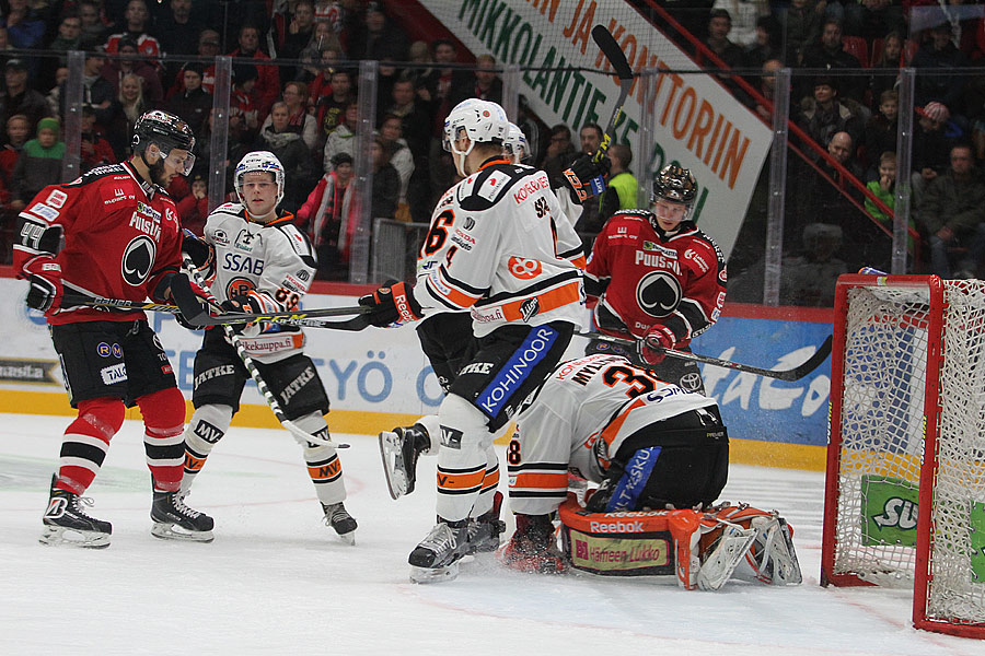 10.10.2015 - (Ässät-HPK)