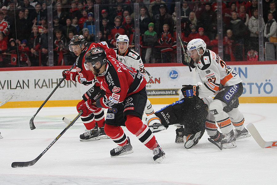 10.10.2015 - (Ässät-HPK)