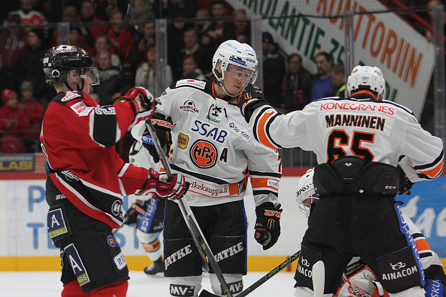 10.10.2015 - (Ässät-HPK)