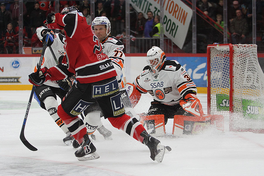 10.10.2015 - (Ässät-HPK)