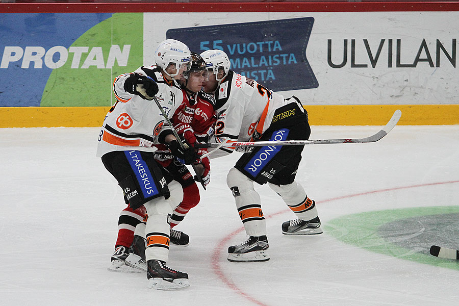 10.10.2015 - (Ässät-HPK)