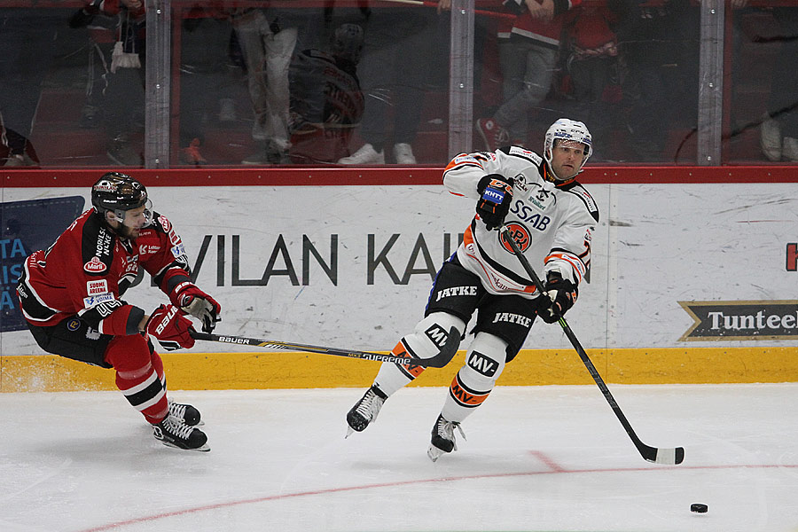 10.10.2015 - (Ässät-HPK)