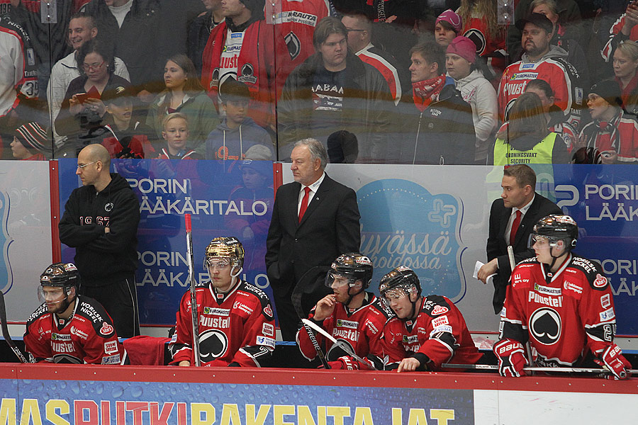 10.10.2015 - (Ässät-HPK)