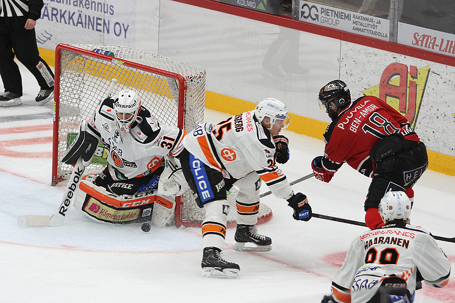 10.10.2015 - (Ässät-HPK)