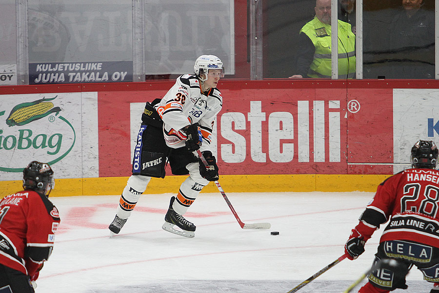 10.10.2015 - (Ässät-HPK)