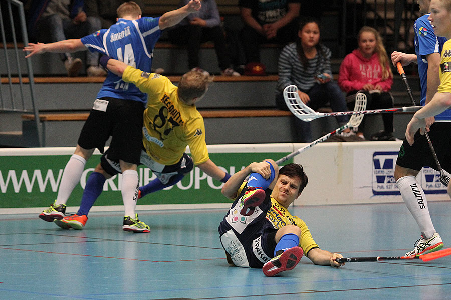 8.11.2015 - (Karhut-Loviisan TOR)