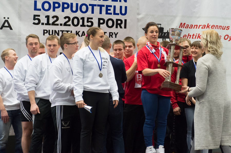 5.12.2015 - Painonnoston seurajoukkueiden loppuottelu