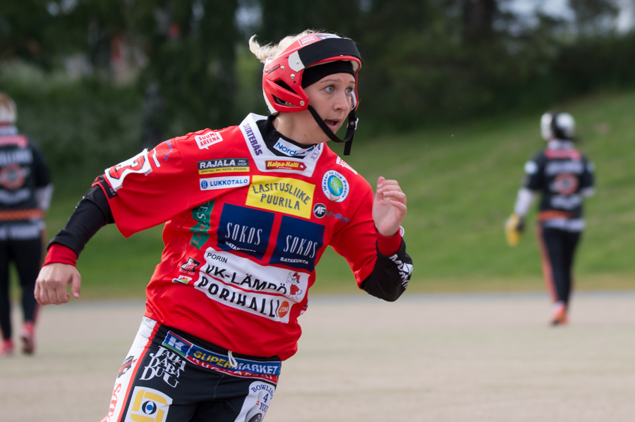 24.6.2015 - (Pesäkarhut N-JymyJussit N) 24.6.2015 - (Pesäkarhut N-JymyJussit N)