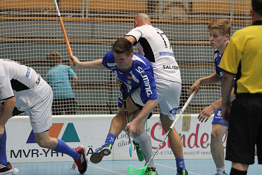 21.8.2015 - (Karhut-Kloten)