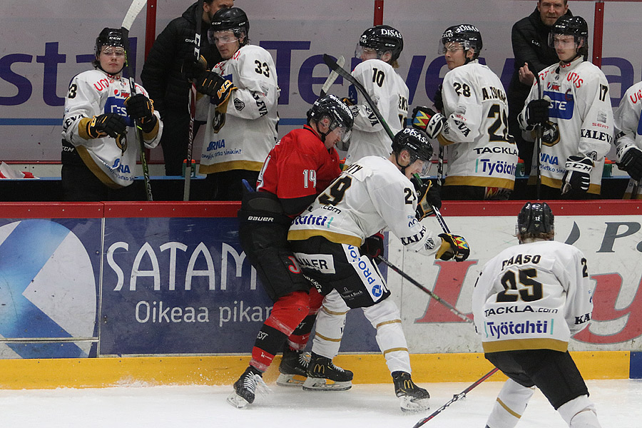 14.11.2020 - (Ässät A-Kärpät A)