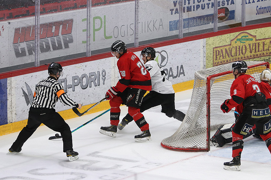 20.11.2020 - (Ässät A-TPS A)