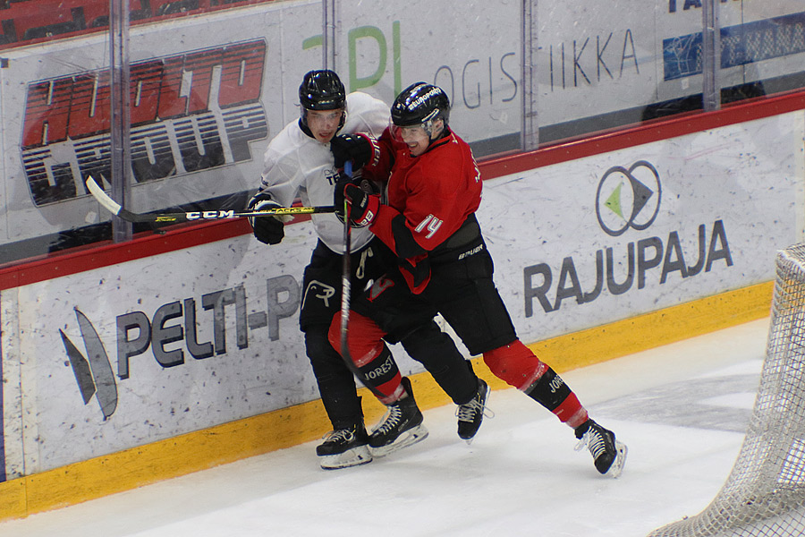 20.11.2020 - (Ässät A-TPS A)
