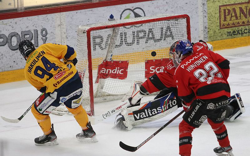 12.3.2021 - (Ässät-Lukko)