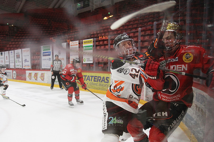 3.3.2021 - (Ässät-HPK)