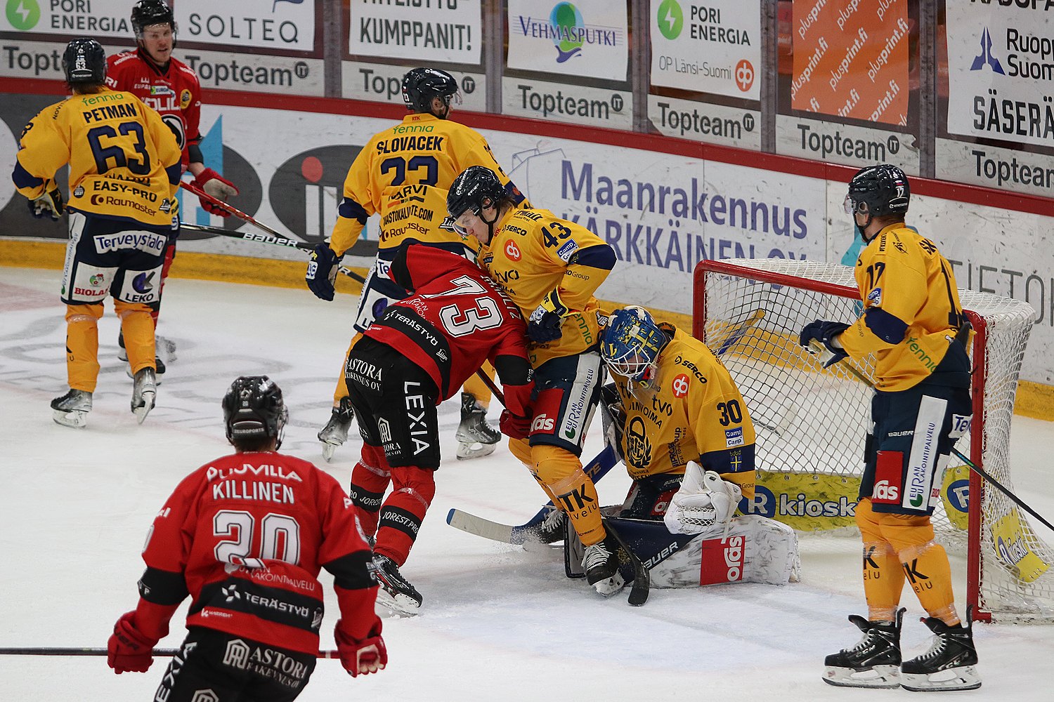 22.1.2022 - (Ässät-Lukko)