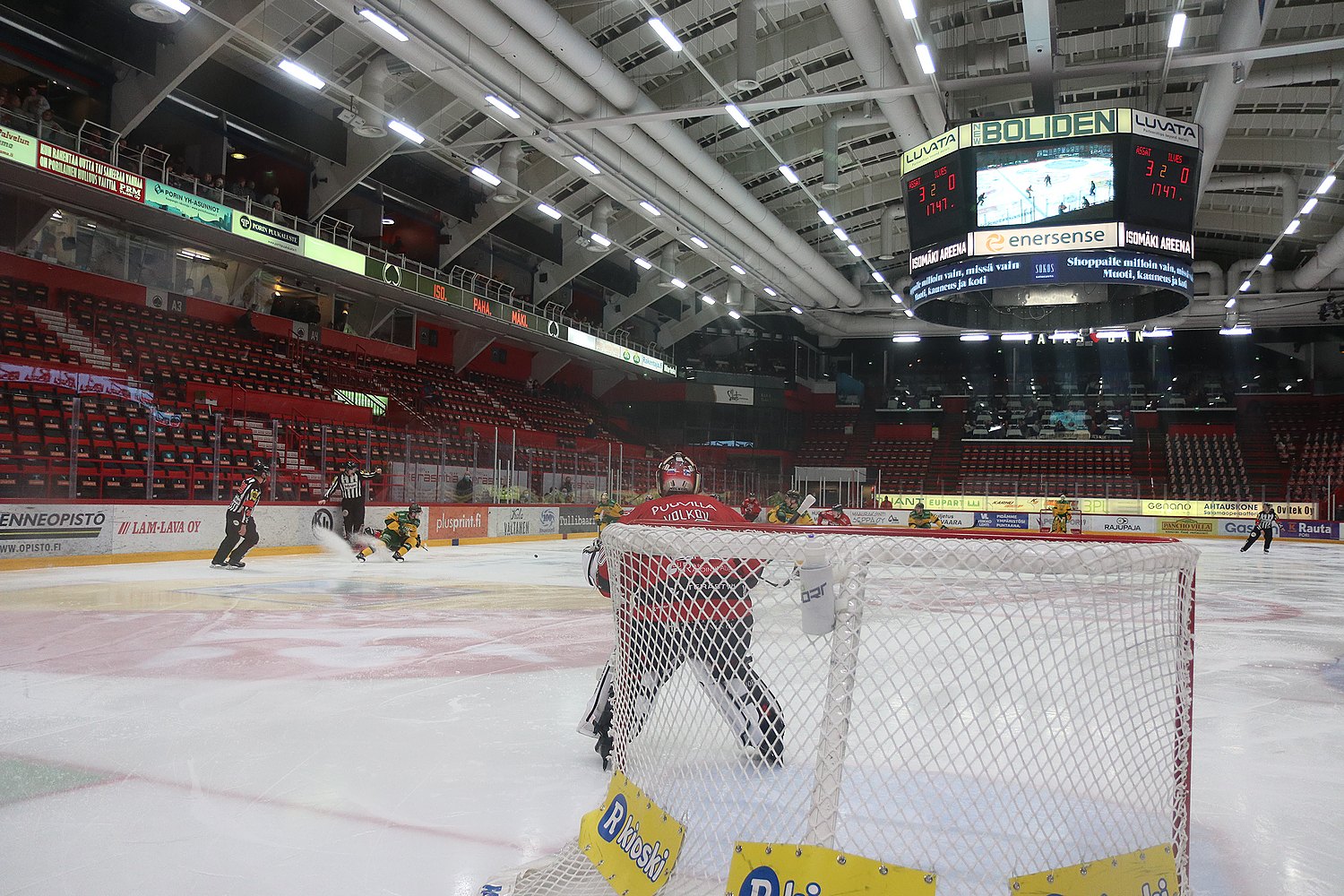 8.1.2022 - (Ässät-Ilves)