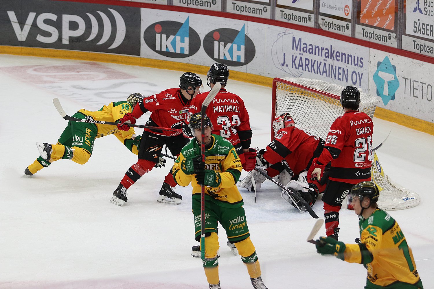 8.1.2022 - (Ässät-Ilves)