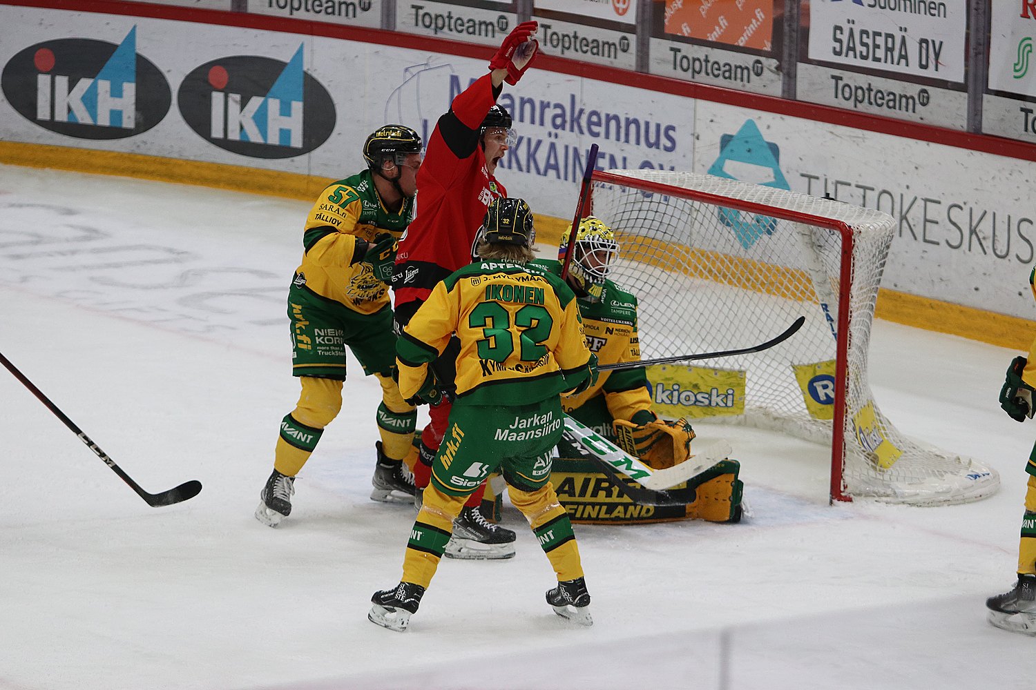 8.1.2022 - (Ässät-Ilves)