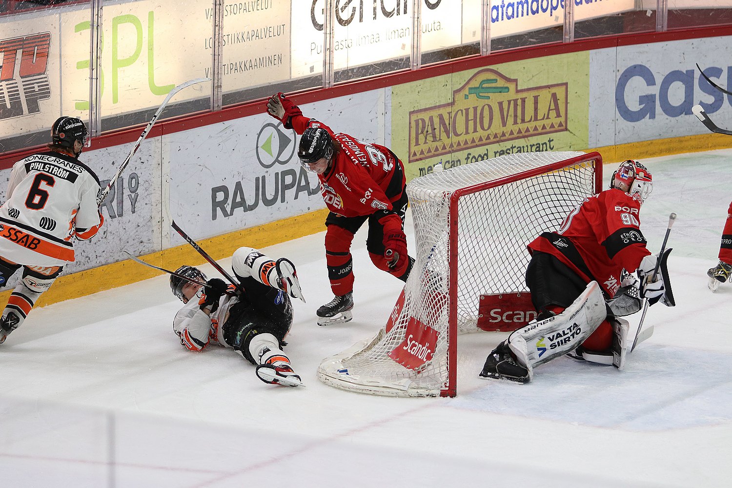 12.2.2022 - (Ässät-HPK)