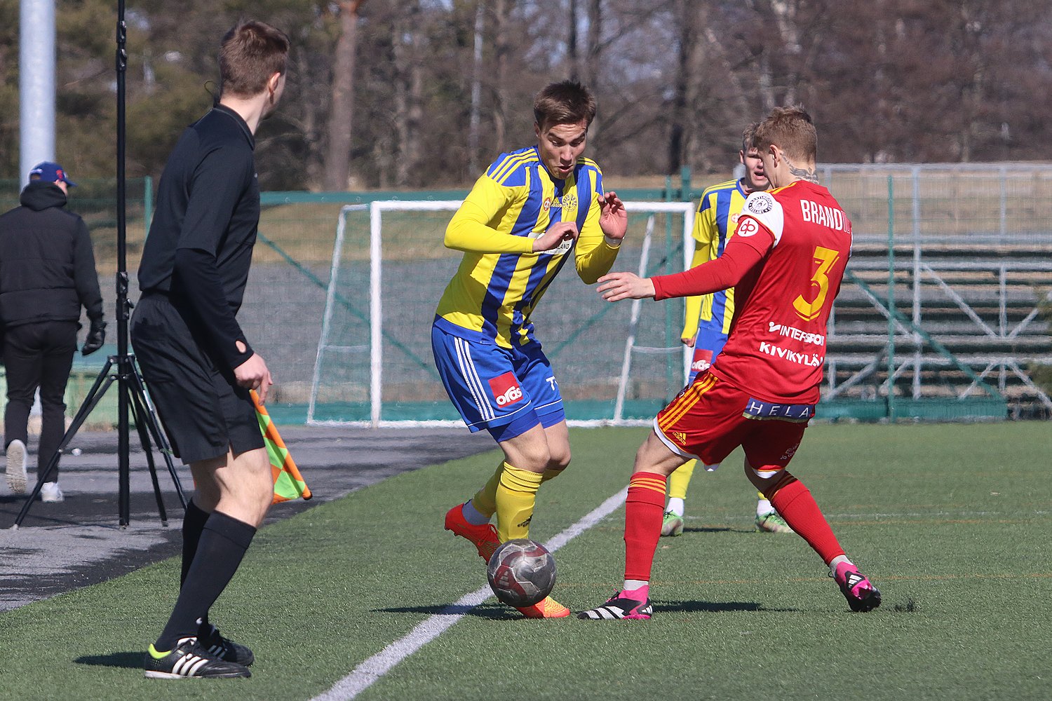 15.4.2023 - (FC Jazz-Pallo-Iirot)