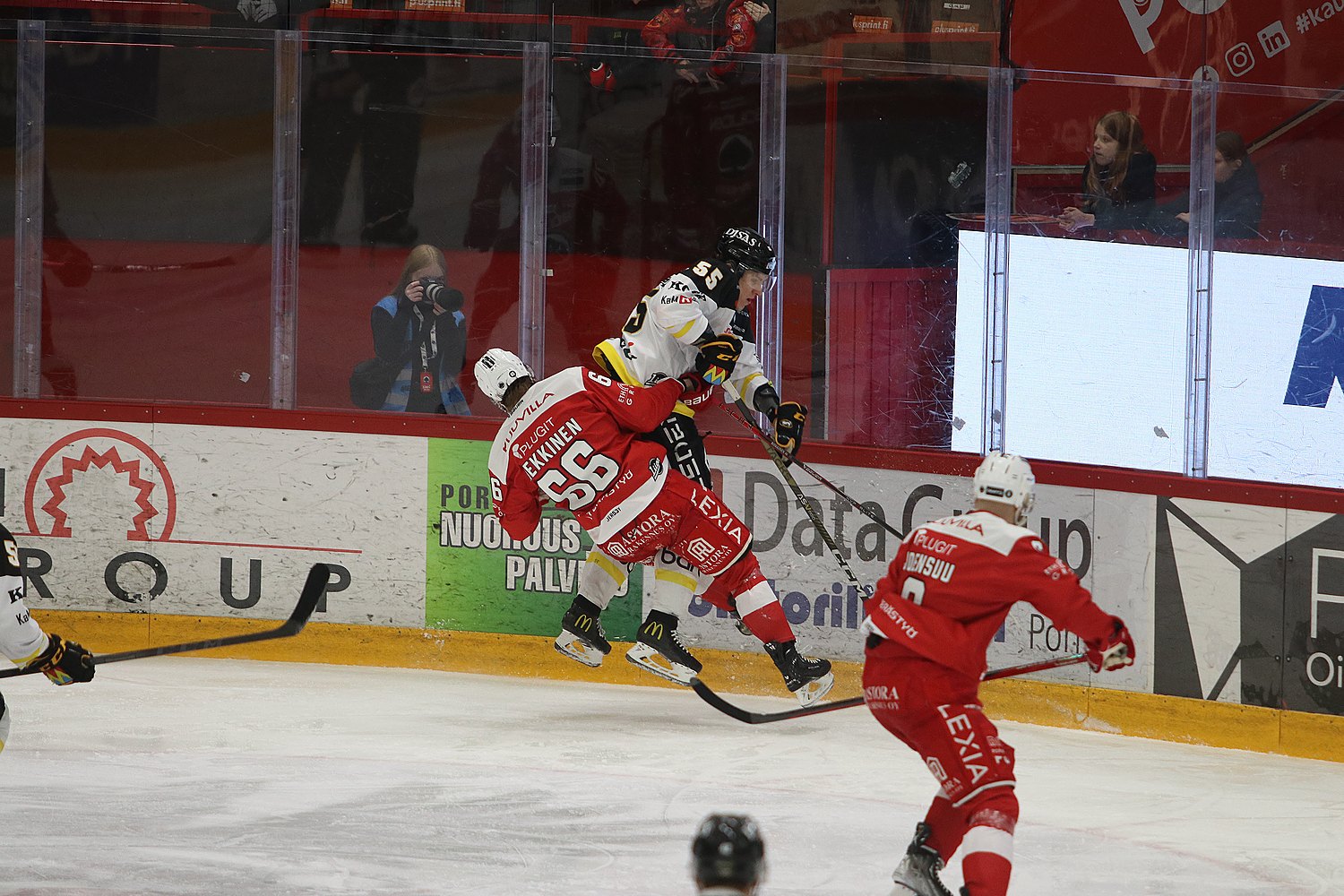 5.1.2024 - (Ässät-Kärpät)