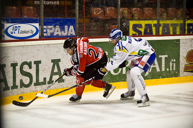 19.8.2011 - (Ässät-Lukko)