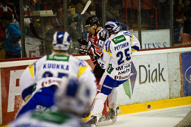 19.8.2011 - (Ässät-Lukko)