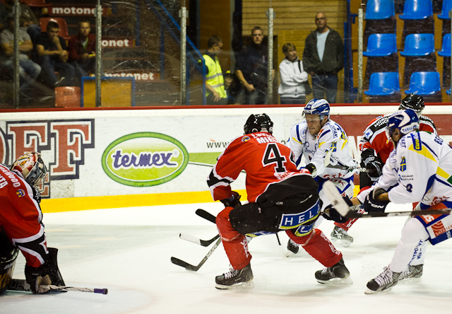 19.8.2011 - (Ässät-Lukko)