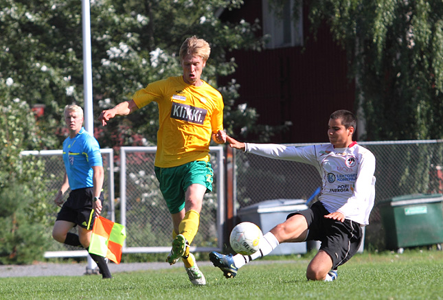 21.8.2011 - (Musan Salama-Ilves)