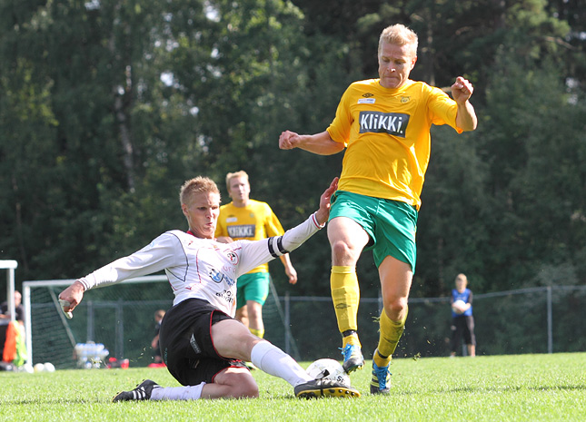 21.8.2011 - (Musan Salama-Ilves)