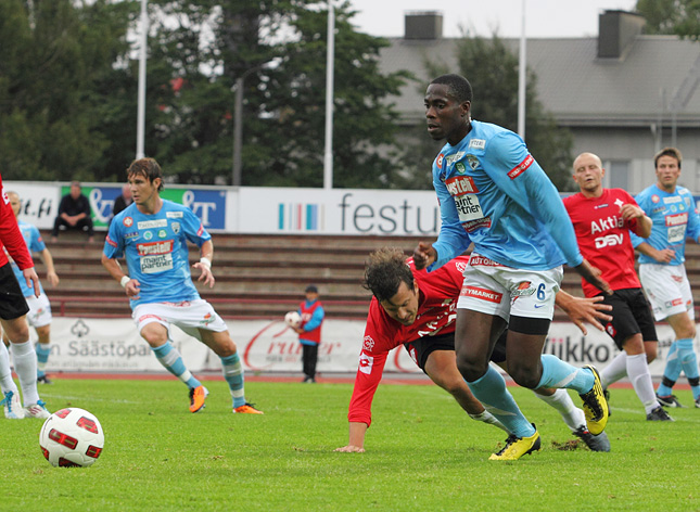 22.8.2011 - (FC PoPa-HIFK )