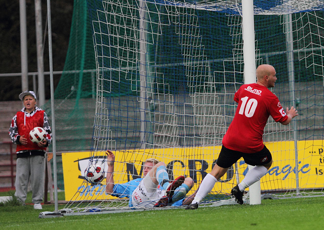 22.8.2011 - (FC PoPa-HIFK )