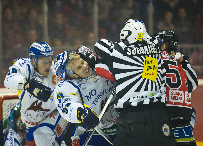 16.9.2011 - (Ässät-Lukko)